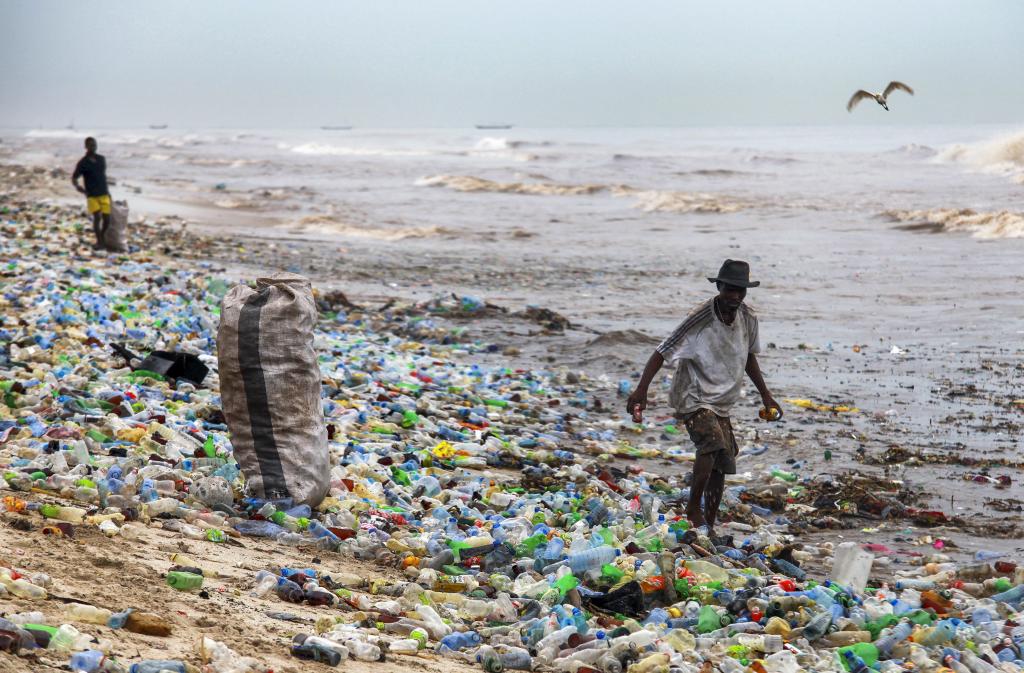 Εννέα δισ. τόνοι πλαστικού στο περιβάλλον από το 1950