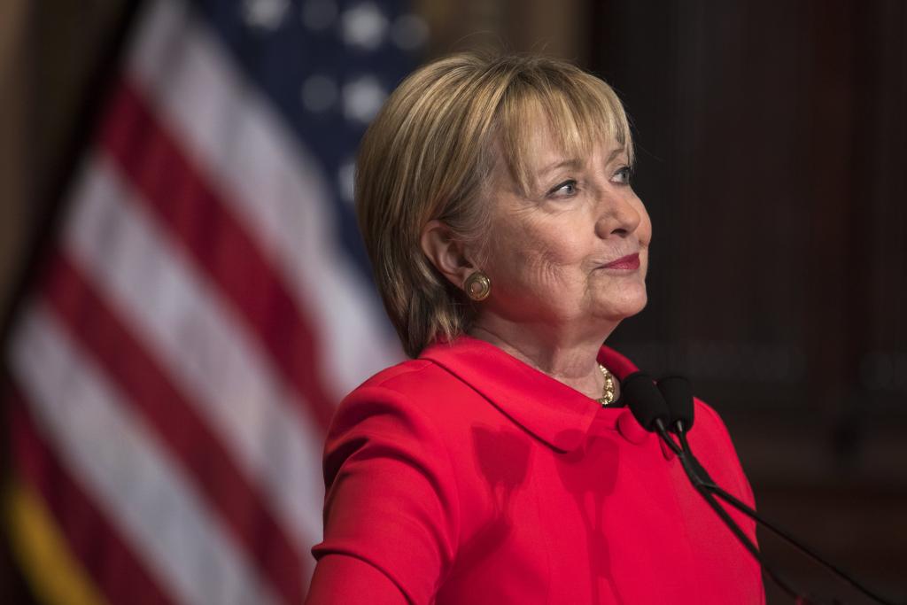 Η Χίλαρι Κλίντον υπόσχεται να πει τί συνέβη, στο νέο της βιβλίο με θέμα την προεκλογική εκστρατεία
