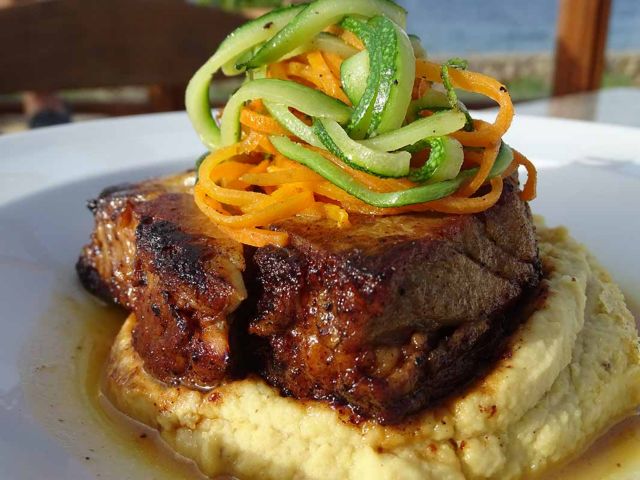 Γαστρονομία από εννέα νησιά!