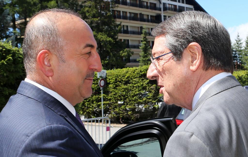 Τσαβούσογλου: Η Τουρκία επιθυμεί τη διατήρηση των επεμβατικών δικαιωμάτων της στην Κύπρο