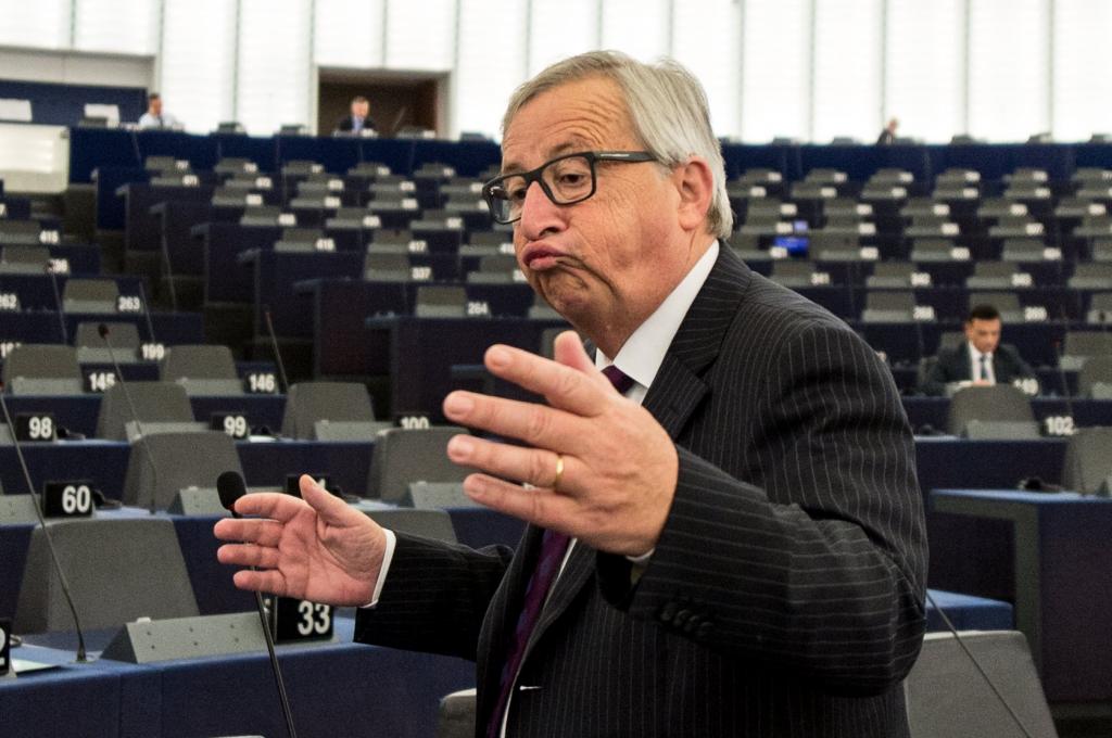 Οταν ο Γιούνκερ αποκαλεί το άδειο Ευρωκοινοβούλιο «γελοίο»