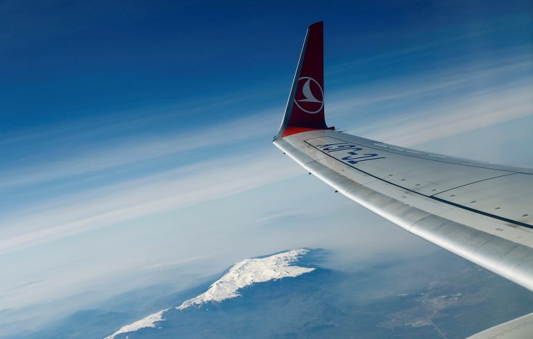 Εmirates - Turkish Airlines: Αρση απαγόρευσης για λάπτοπ στις πτήσεις προς ΗΠΑ | tanea.gr
