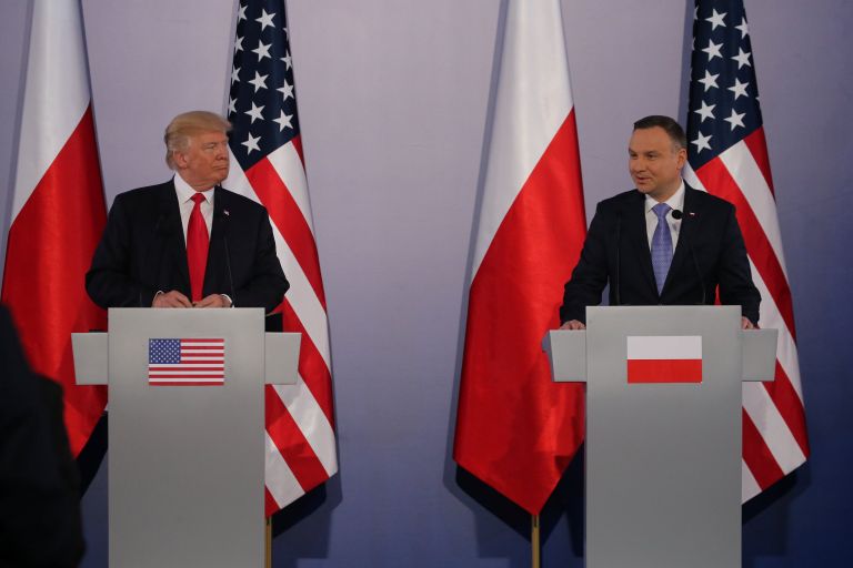Στη «φιλική» Βαρσοβία ο Τραμπ παρουσιάζει το όραμά του για τις σχέσεις ΗΠΑ - Ευρώπης | tanea.gr