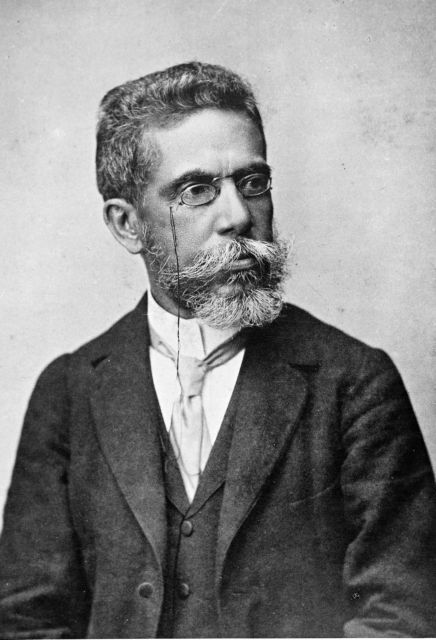 Τρεις αναξιόπιστες ζωές