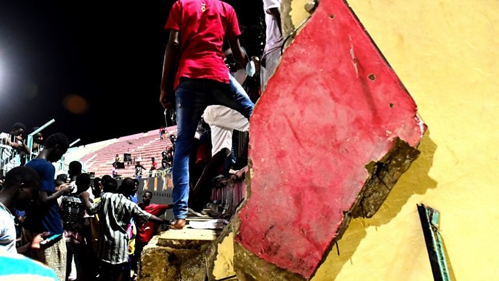 Σενεγάλη: Οκτώ νεκροί και δεκάδες τραυματίες σε ποδοσφαιρικό αγώνα