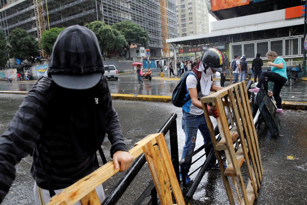 Βενεζουέλα: Σε γενική απεργία καλεί η αντιπολίτευση