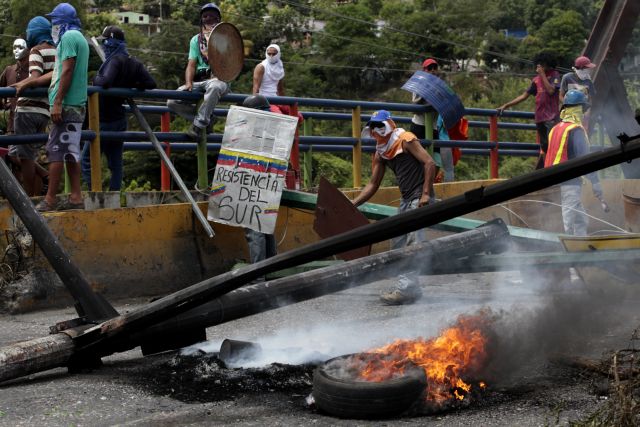 Βενεζουέλα: Δύο νεκροί ο απολογισμός των συγκρούσεων