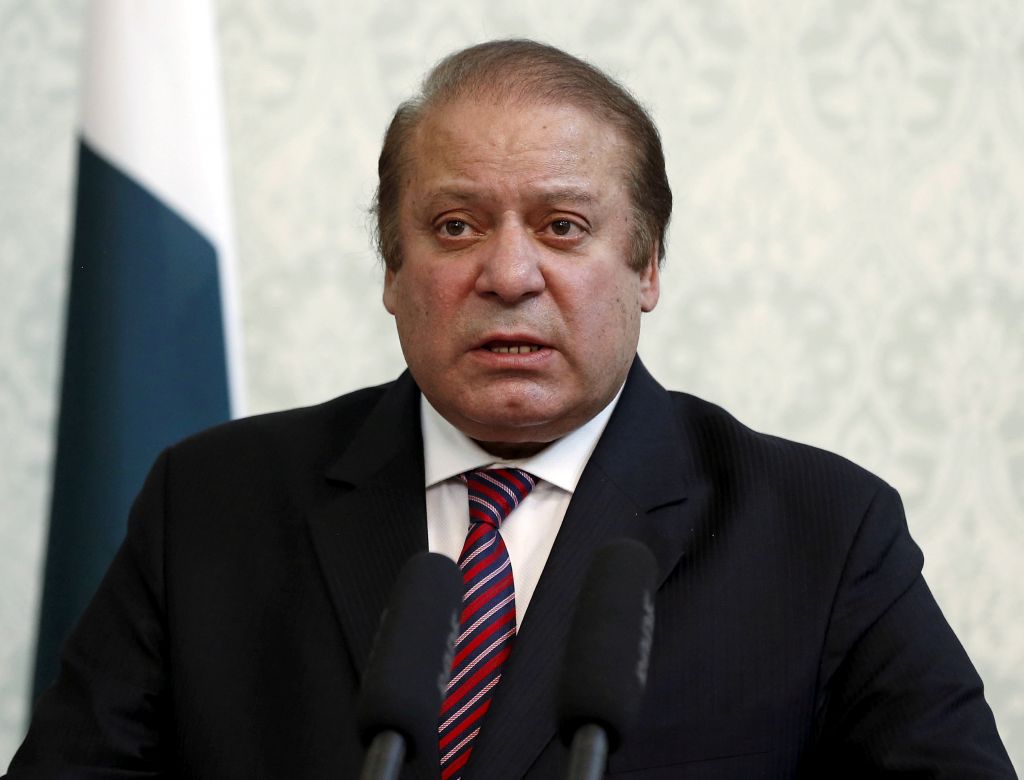 Το Ανώτατο Δικαστήριο απέπεμψε τον πρωθυπουργό του Πακιστάν