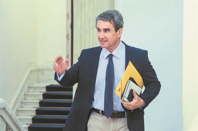 Ο Λοβέρδος άνοιξε τα χαρτιά του