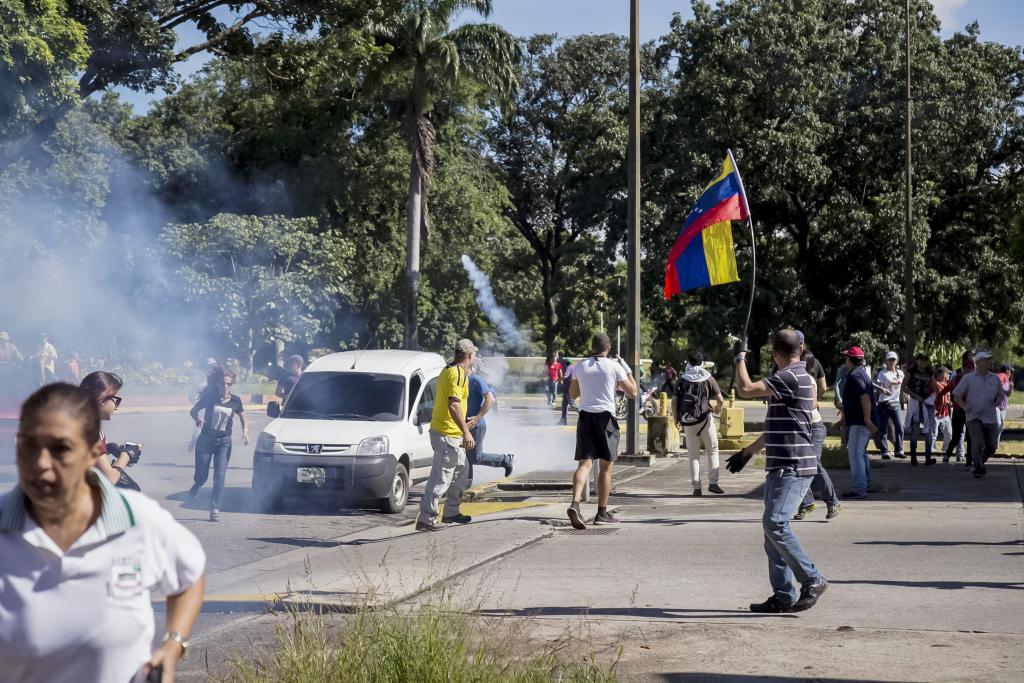 Κόλαφος ΟΗΕ στη Βενεζουέλα, βλέπει κυβερνητική βία και αυθαίρετες συλλήψεις