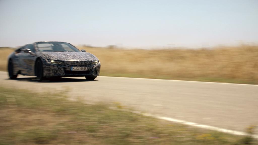 BMW i8 Roadster: Προ των πυλών