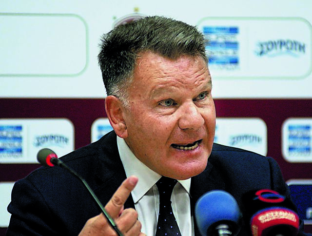 Κούγιας: «Πρέπει να διακόψει ο ίδιος ο Πρωθυπουργός σήμερα το πρωτάθλημα»