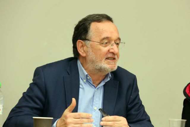 Λαφαζάνης: Μαύρο στίγμα για τον Τσίπρα οι ηλεκτρονικοί πλειστηριασμοί