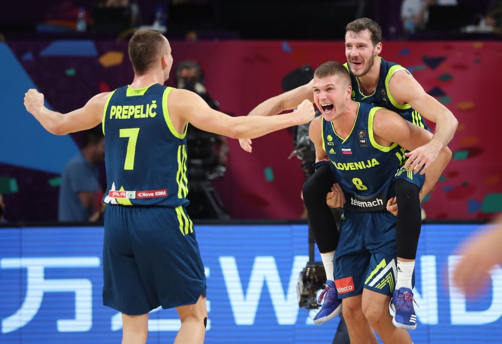 Ευρωμπάσκετ: Η Σλοβενία αποκαθήλωσε την Ισπανία και πέρασε στον τελικό