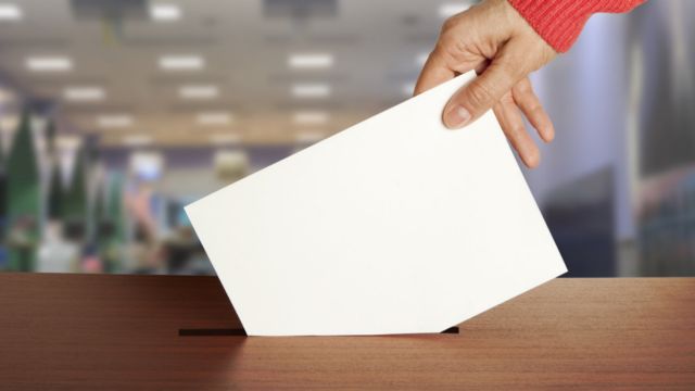 1.000 κέντρα 700 κάλπες