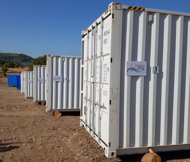Βρίσα: Δέκα κοντέινερ παράδωσε στους κατοίκους η Περιφέρεια Β. Αιγαίου