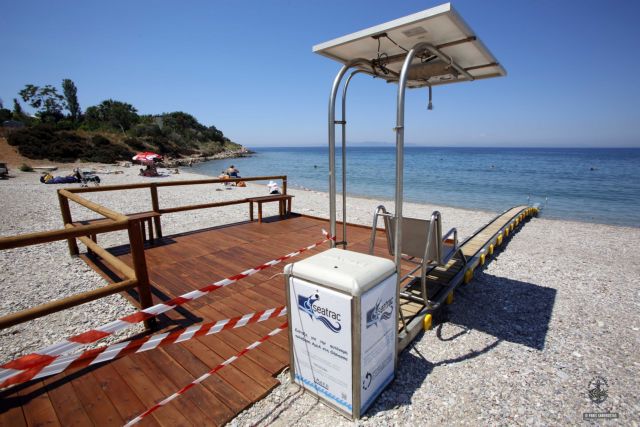 Γλυφάδα: Αποσύρθηκε το Seatrac από την παραλία λόγω της ρύπανσης