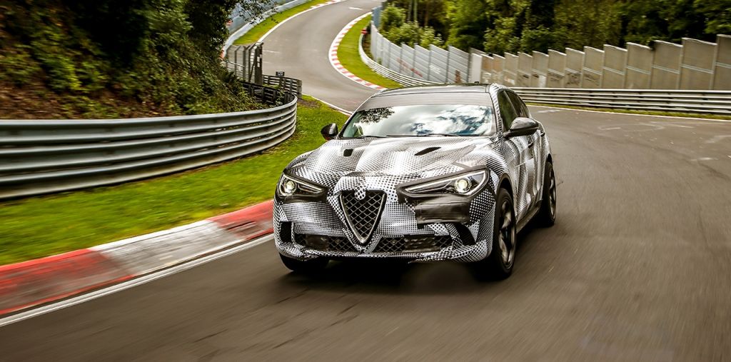 Alfa Romeo Stelvio Quadrifoglio: To πιο γρήγορο SUV στον κόσμo