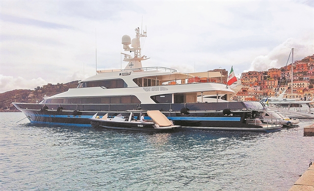 Αντίπαρος και γαλλικό μενού