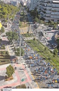 Ποτάμι δρομέων στη Νέα Σμύρνη