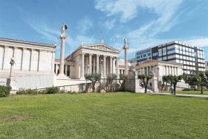 Γιατί «πάγωσε» η υποψηφιότητα Τσιόδρα