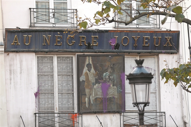 Να εξηγείς, αντί να σβήνεις