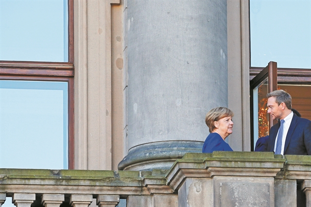 Αλλαγή σκυτάλης στην καγκελαρία;