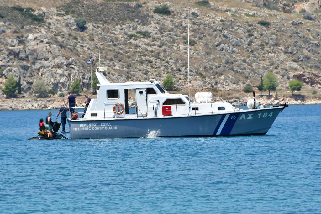 Εντοπίστηκε σκάφος με 75 μετανάστες ανοιχτά της Πύλου