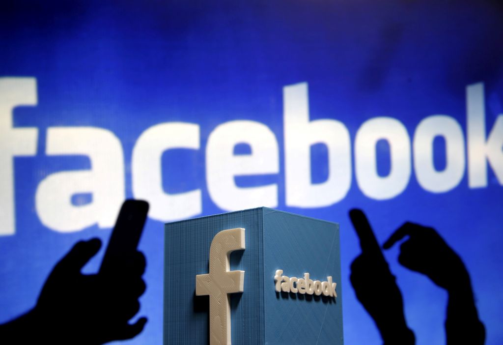 ΗΠΑ: Αντίγραφα των διαφημίσεων της στο Κογκρέσο παραδίδει η Facebook