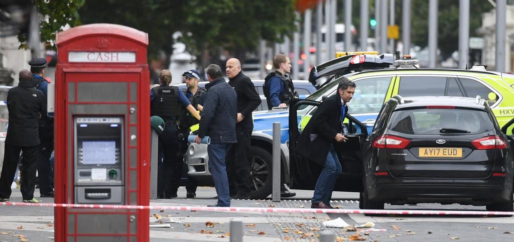 Βρετανία: Αυτοκίνητο χτύπησε πεζούς στο Λονδίνο – 11 τραυματίες