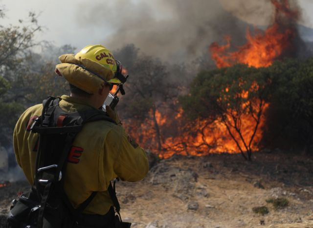 Καλιφόρνια: Στους 40 ο αριθμός των θυμάτων από τις πυρκαγιές | tanea.gr