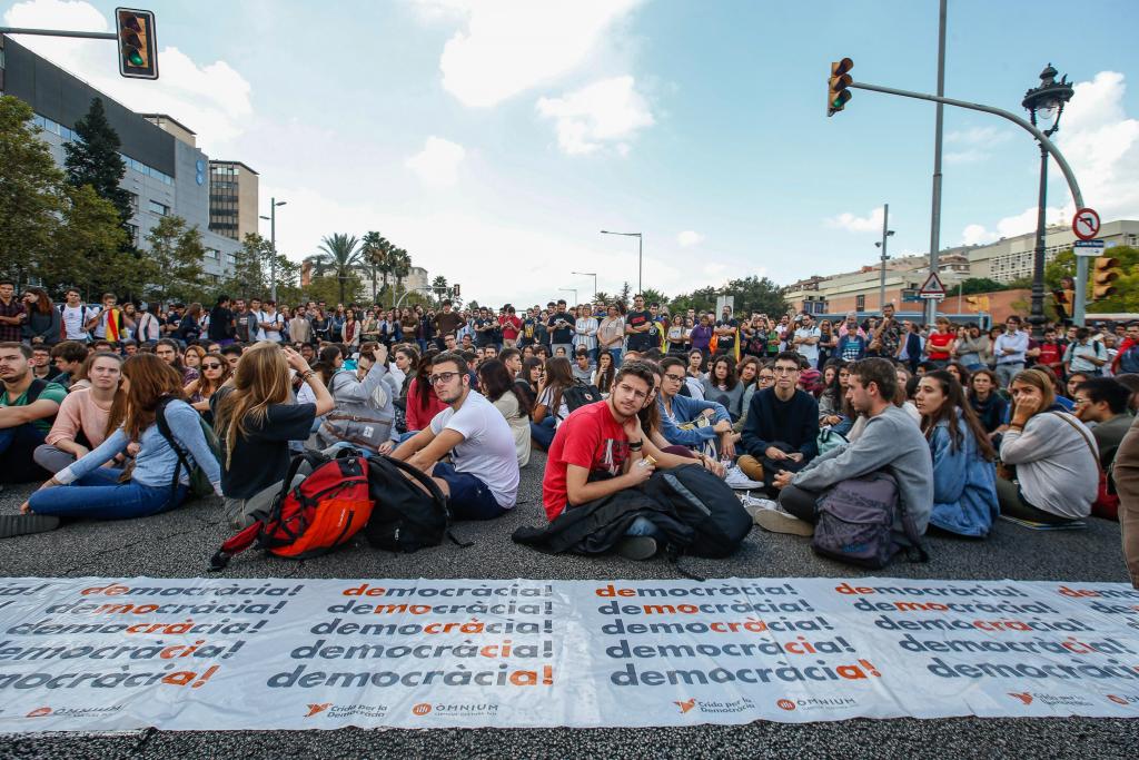 Συνταγματικό Δικαστήριο Ισπανίας: Aκυρο το δημοψήφισμα στην Καταλωνία