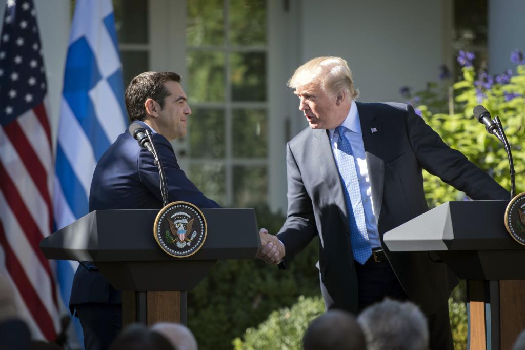 Γερμανικά ΜΜΕ: «Τραμπ και ο Τσίπρας κατακλύζουν ο ένας τον άλλον με επαίνους»