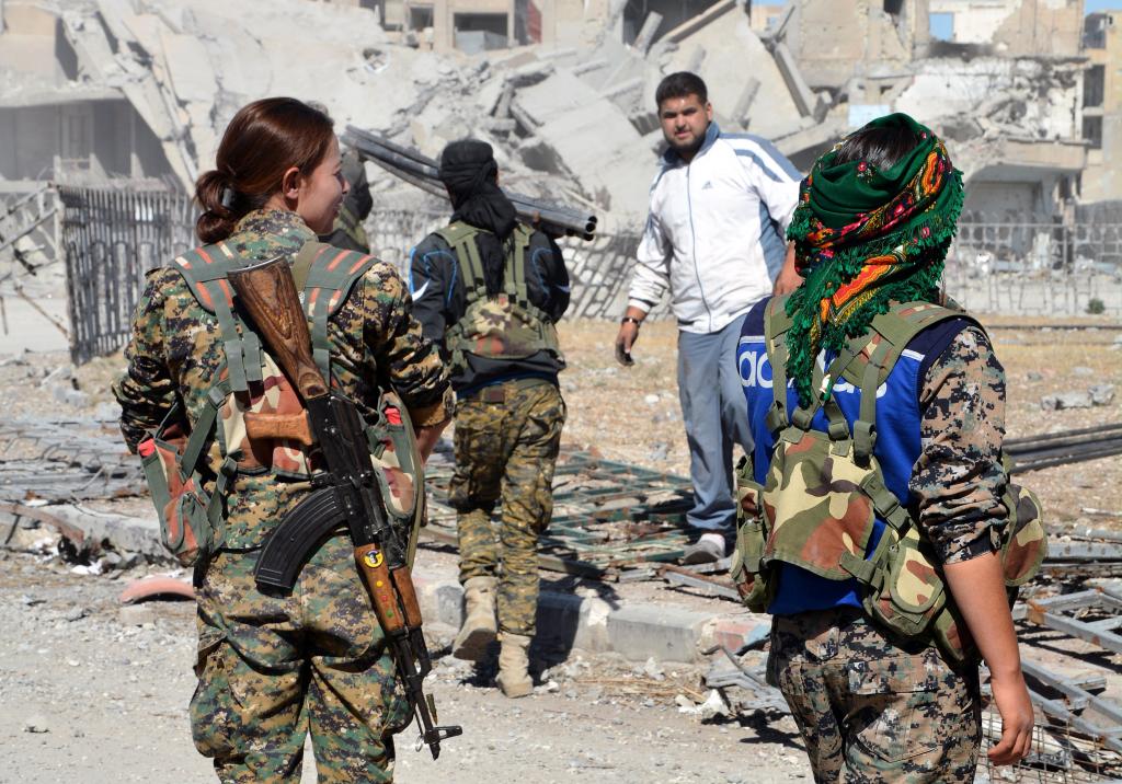 Συρία: Στον Οτσαλάν πιστώνουν τη νίκη κατά του ΙΚ στην Ράκα οι Κούρδοι
