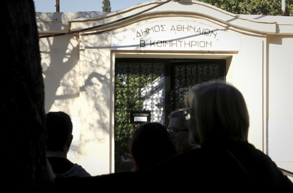 Μαραθώνια η κατάθεση του πατέρα της 32χρονης που δολοφονήθηκε στο Β΄ Νεκροταφείο