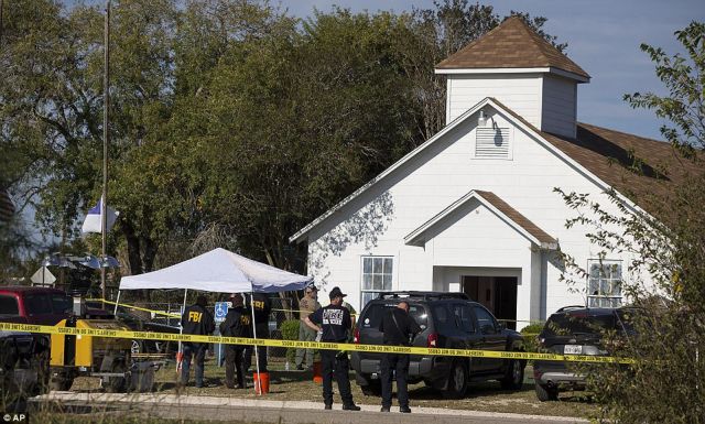 Μακελειό με 26 νεκρούς σε εκκλησία στο Τέξας