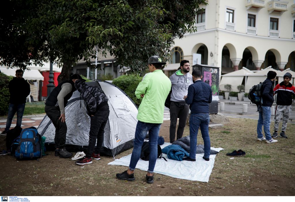 Θεσσαλονίκη: Πρόσφυγες αποφασισμένοι να φτάσουν στα σύνορα