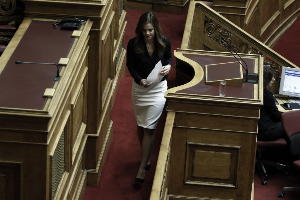 Nέοι φόροι και περικοπές καταπίνουν το μέρισμα