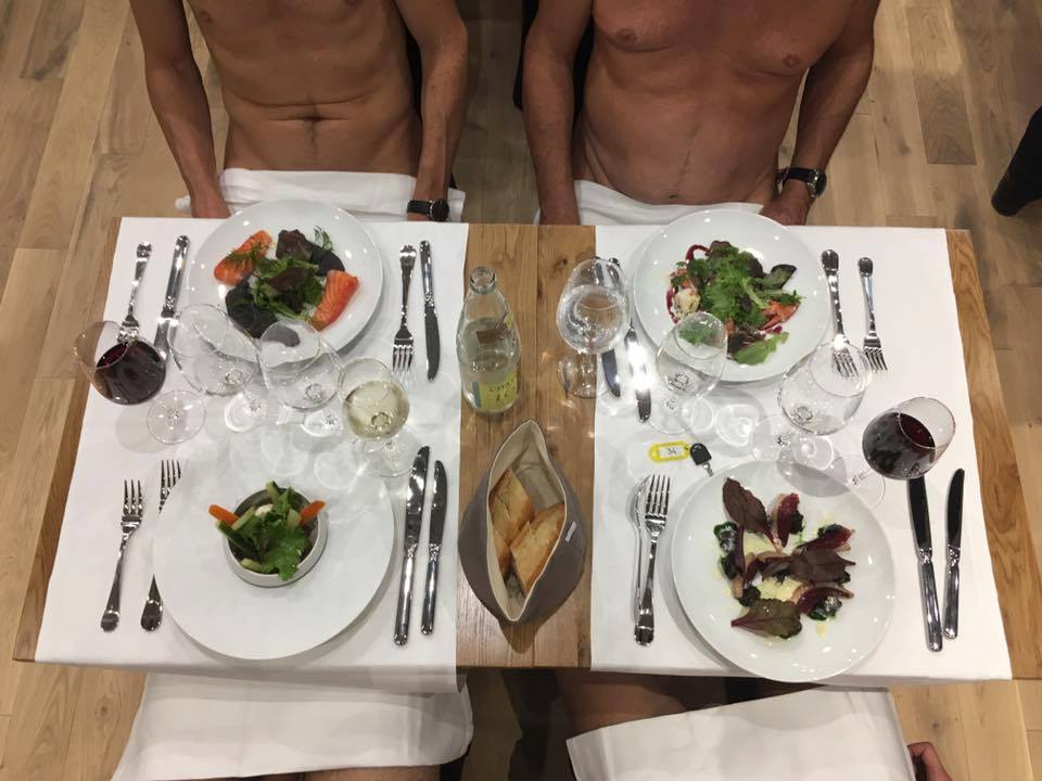 Το πρώτο εστιατόριο για γυμνιστές στο Παρίσι