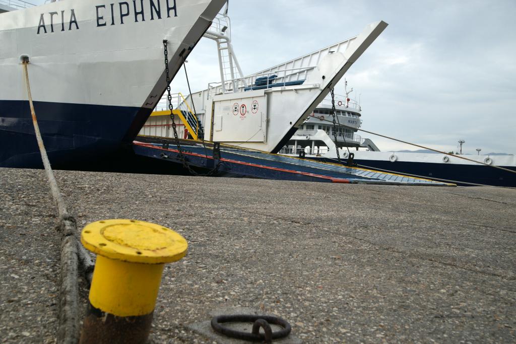 Συνεχίζεται η απεργία ναυτεργατών σε Κέρκυρα -Ηγουμενίτσα