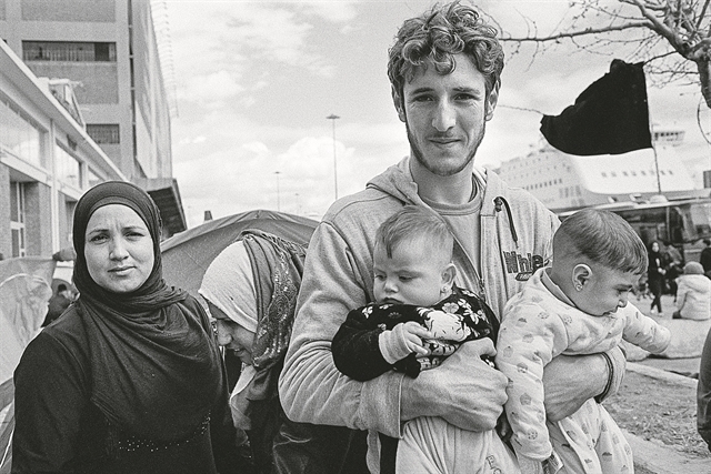 Εικόνες από μια δεκαετία κρίσης