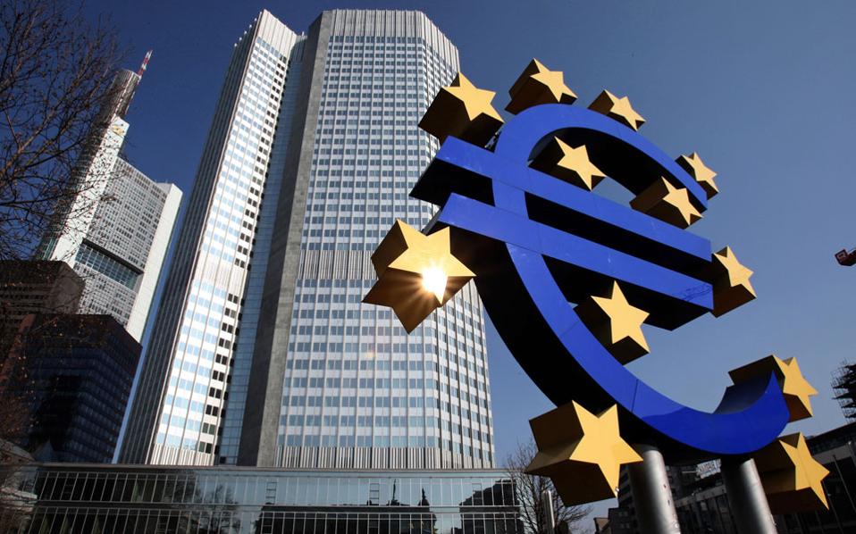 ΕΚΤ: Προτεραιότητα στην αντιμετώπιση των «κόκκινων» δανείων