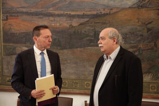 Προληπτικό πρόγραμμα στήριξης για την Ελλάδα συστήνει ο Στουρνάρας