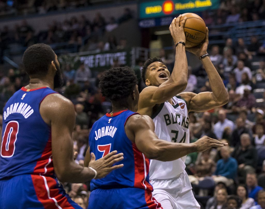 Πάρτι γενεθλίων με τους Πίστονς για τον Αντετοκούνμπο