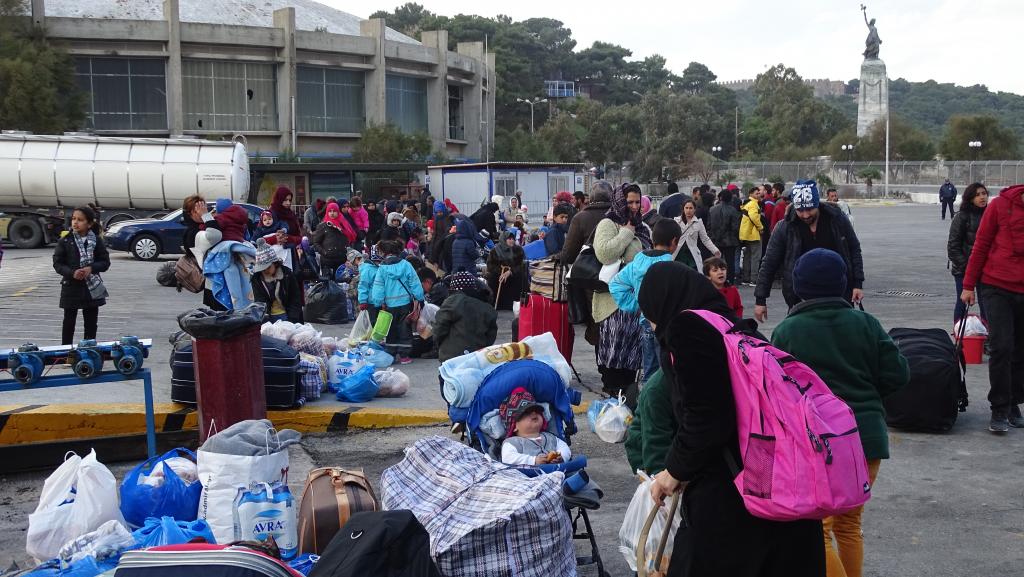 Εκρηκτική η κατάσταση στα νησιά λόγω προσφυγικού