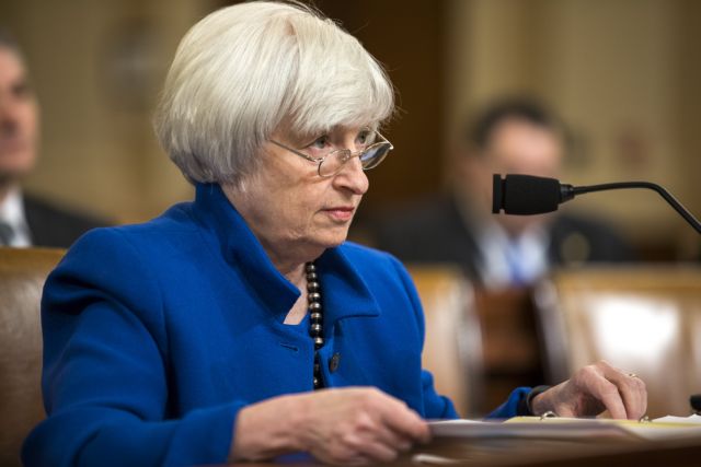 Η Γέλεν αποχαιρετά τη Fed με αύξηση επιτοκίων