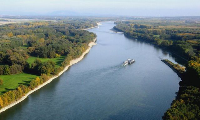 ΠΓΔΜ: Συζητούν την πλωτή διώρυγα Δούναβη – Μοράβα – Αξιού