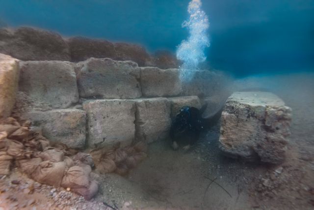 Τι ανακάλυψαν οι αρχαιολόγοι στο αρχαίο λιμάνι στο Λέχαιο
