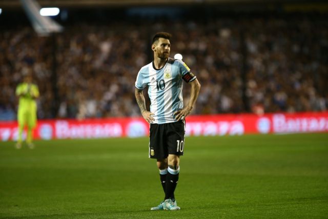 Φοράει την πανοπλία του