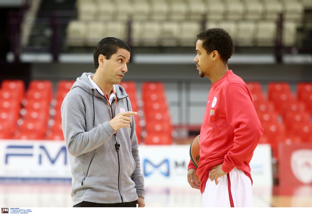 Σφαιρόπουλος: «Θέλουμε σχήματα που θα καλύψουν τα κενά»